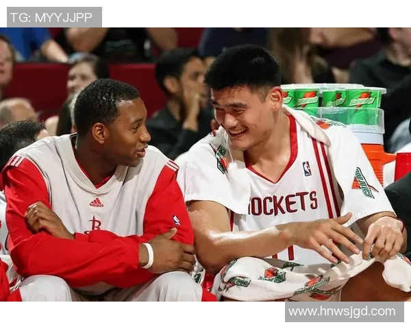 杨苍山与姚明的传奇故事探寻他们在体育与文化中的深远影响