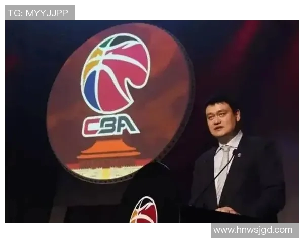 姚明的你在篮球场上的光辉岁月与人生启示